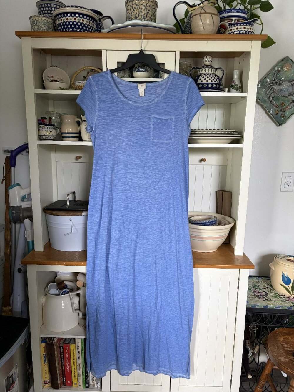 Chicos Maxi Dress Sz 12 (2) Periwinkle Blue Knit Short Sleeve Pocket Side Slits